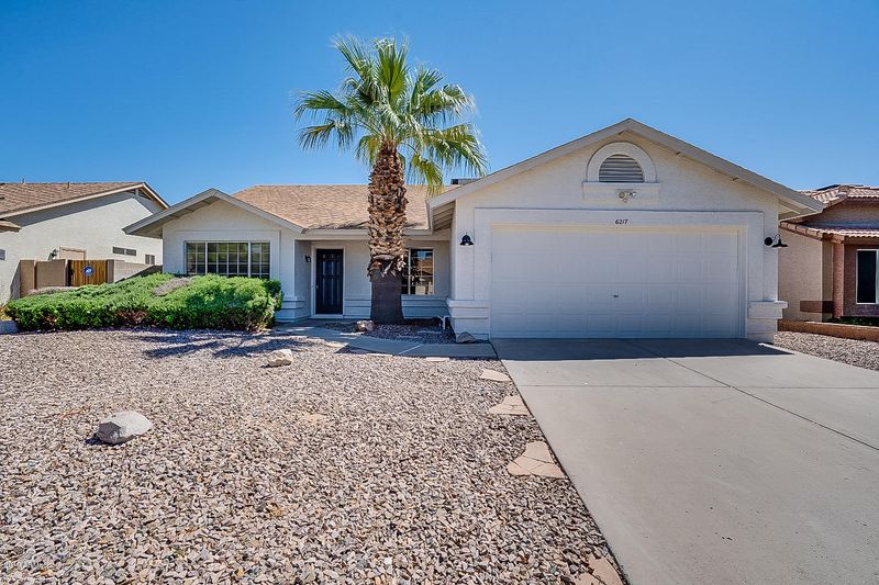 6217 E Colby St, Mesa, AZ 85205