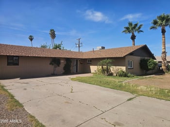 6217 Medlock Dr, Glendale, AZ 85301
