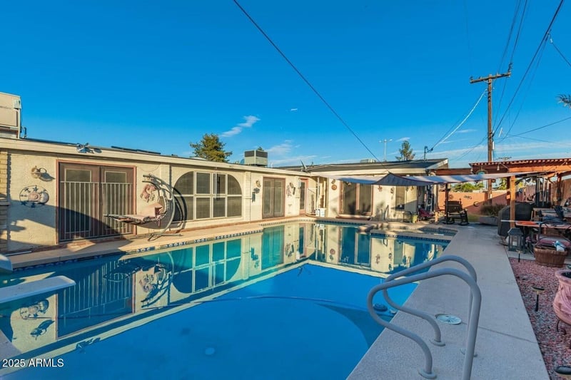 6217 Orange Dr, Glendale, AZ 85301
