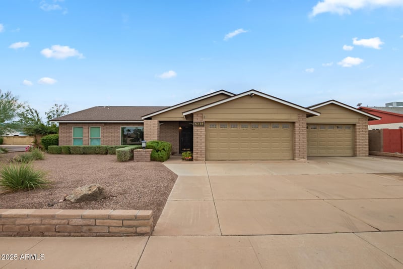 6218 Surrey Ave, Glendale, AZ 85304
