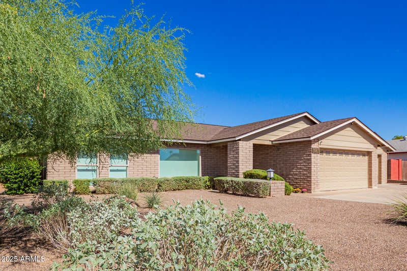 6218 Surrey Ave, Glendale, AZ 85304