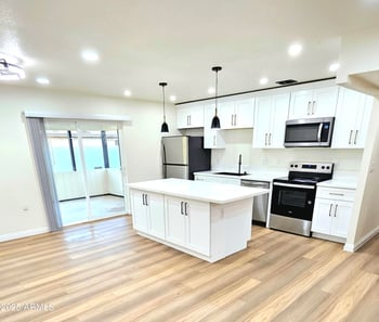 6219 Citrus Way, Glendale, AZ 85301