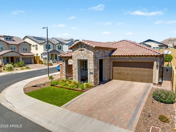 622 Deer Creek Rd, Phoenix, AZ 85048