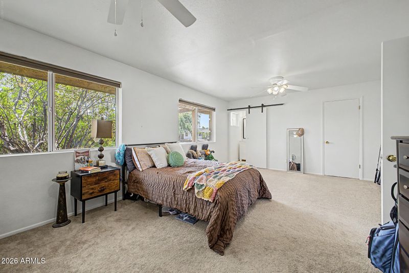 622 E Grace Dr, Tempe, AZ 85288