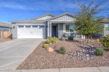 622 Lowell Dr, San Tan Valley, AZ 85140