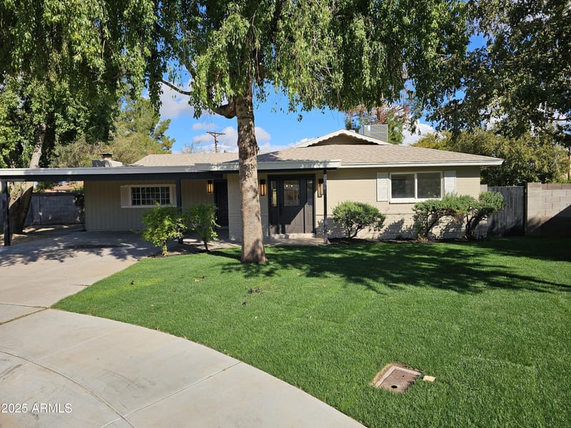 6221 20th Ln, Phoenix, AZ 85015