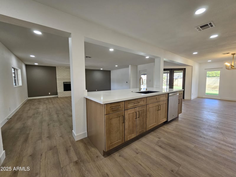 6221 20th Ln, Phoenix, AZ 85015