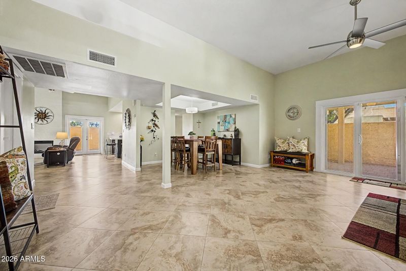 6221 N 21st Dr, Phoenix, AZ 85015