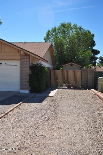 6221 W Windrose Dr, Glendale, AZ 85304
