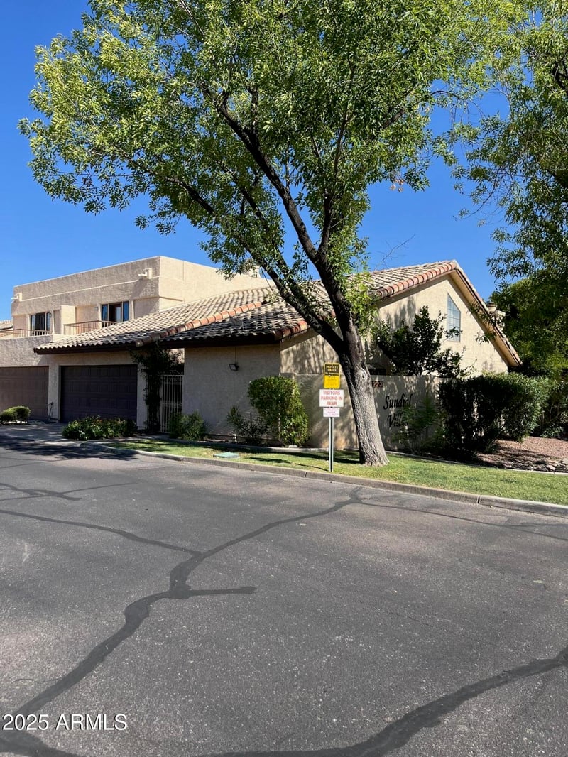 6223 12th St #1, Phoenix, AZ 85014