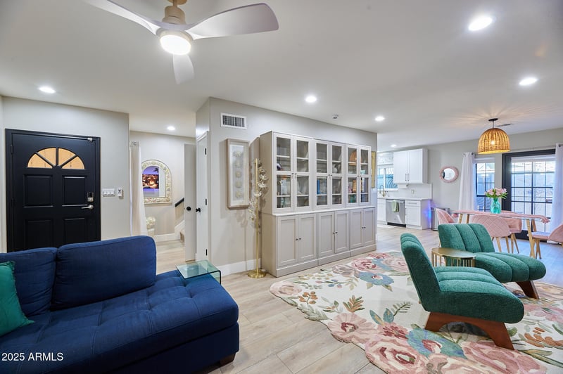 6223 12th St #11, Phoenix, AZ 85014