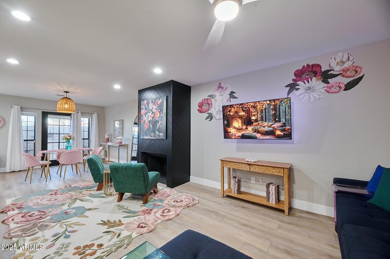 6223 12th St #11, Phoenix, AZ 85014