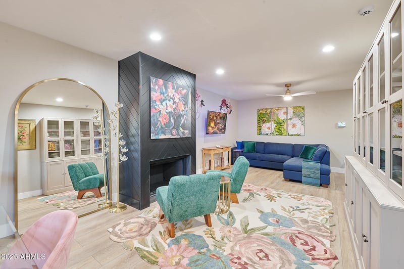 6223 12th St #11, Phoenix, AZ 85014