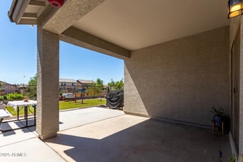 6223 Freeway Ln, Glendale, AZ 85302