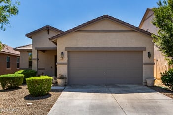 6223 Freeway Ln, Glendale, AZ 85302
