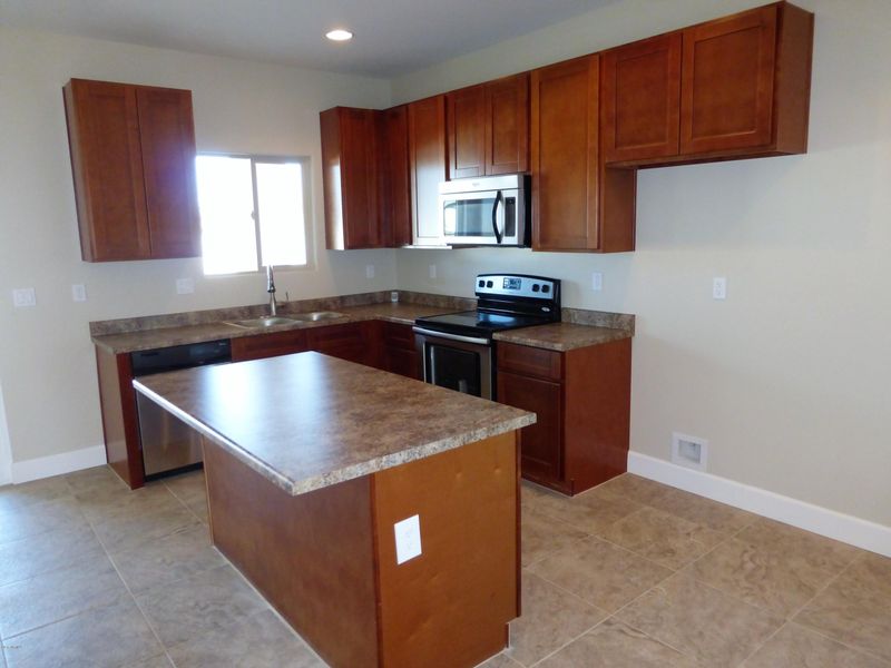 6223 S 41st Dr, Phoenix, AZ 85041