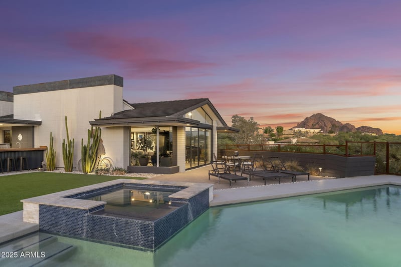 6224 38th St, Paradise Valley, AZ 85253