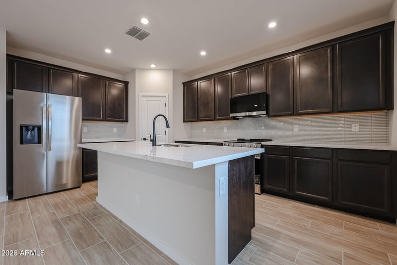 6224 Crockett Way, San Tan Valley, AZ 85143