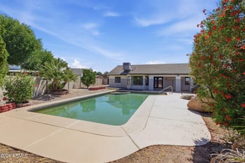 6226 88th Ave, Glendale, AZ 85305