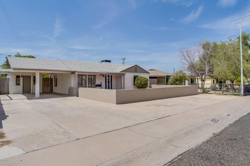 6226 S 2nd Ave, Phoenix, AZ 85041