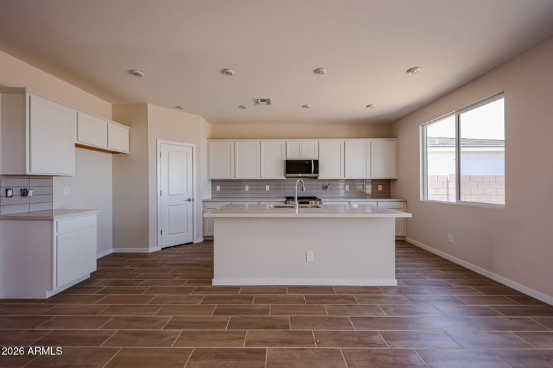 6227 Crockett Way, San Tan Valley, AZ 85144
