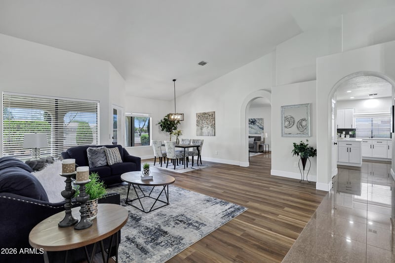 6227 E Star Valley St, Mesa, AZ 85215