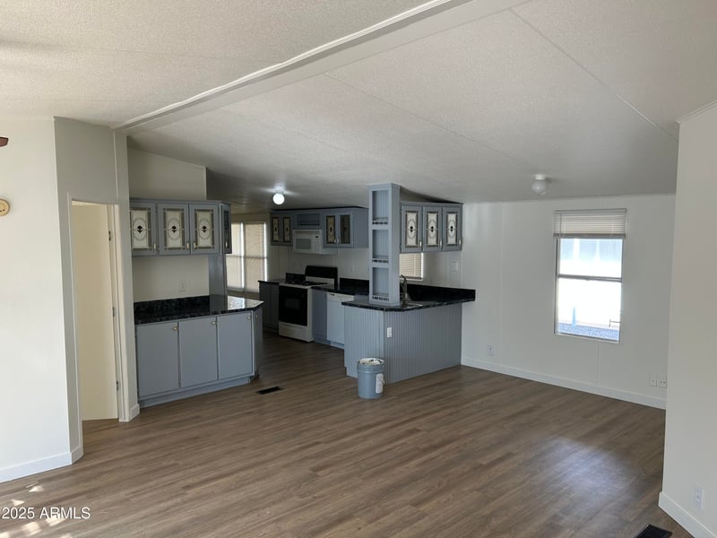 6227 Litchfield Rd #36, Litchfield Park, AZ 85340