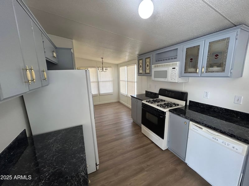 6227 Litchfield Rd #36, Litchfield Park, AZ 85340