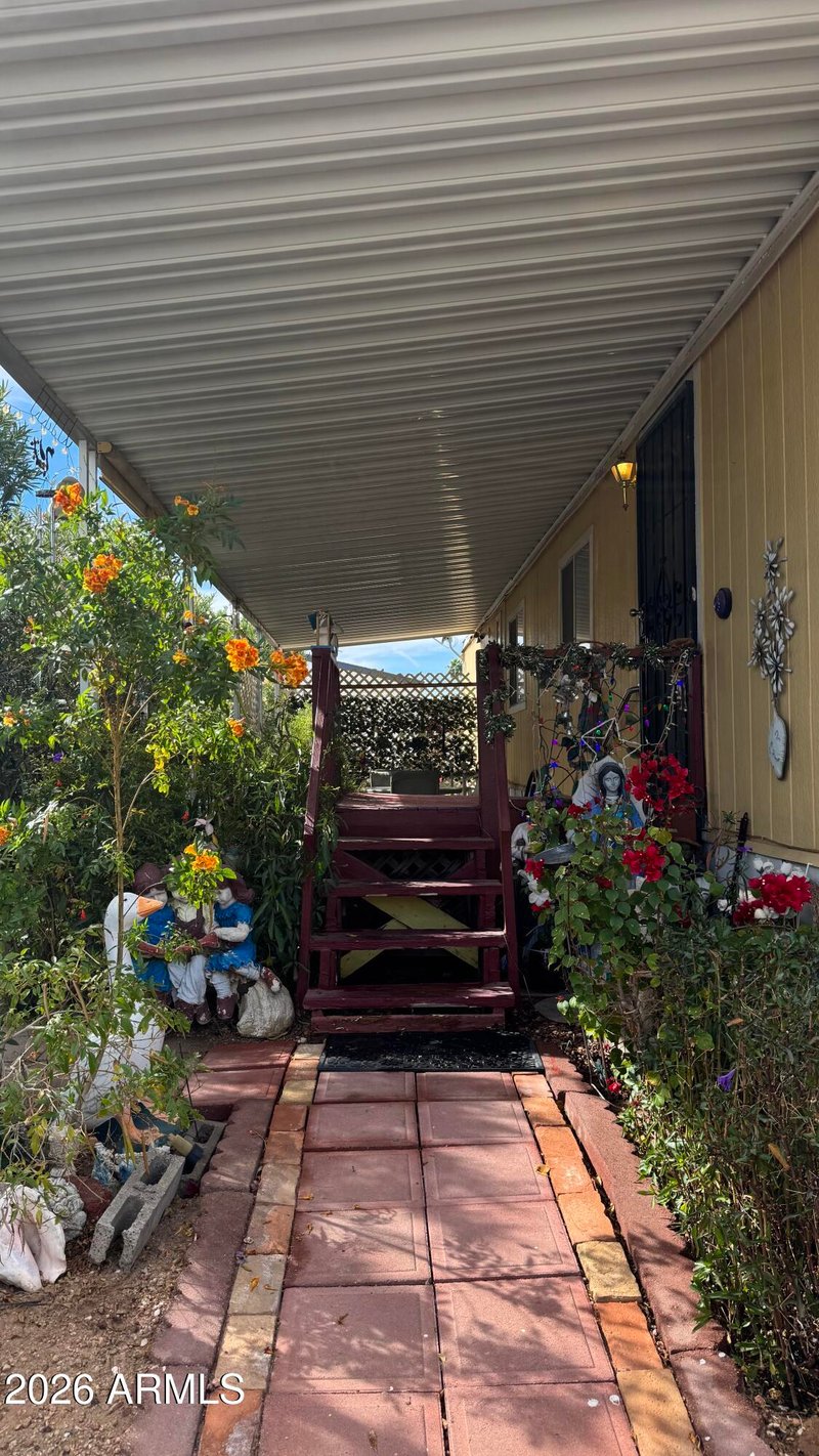 6227 Litchfield Rd #18, Litchfield Park, AZ 85340