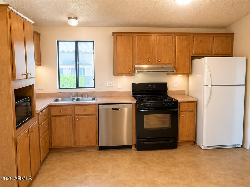 6227 Litchfield Rd #22, Litchfield Park, AZ 85340