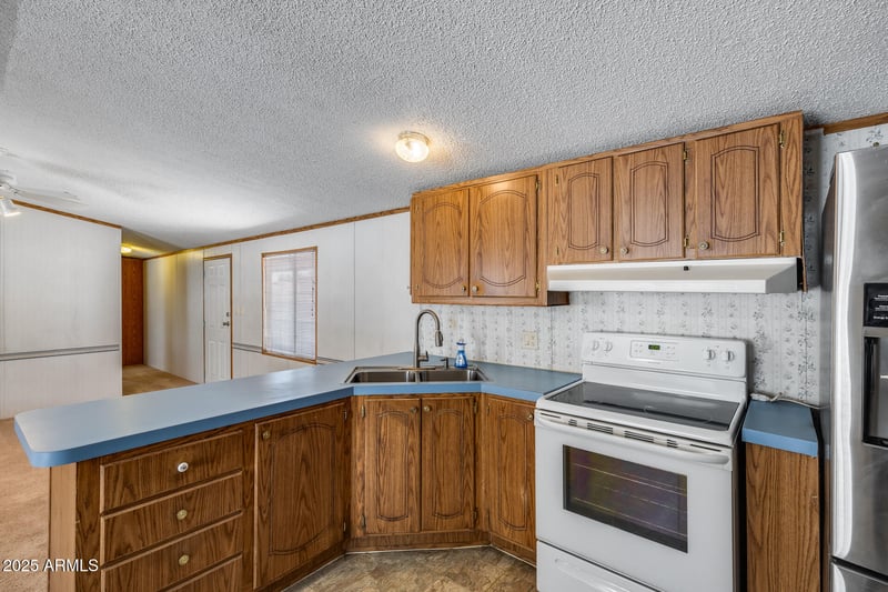 6227 N Litchfield Rd #4, Litchfield Park, AZ 85340