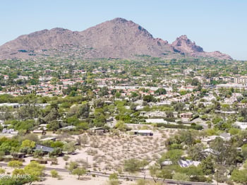 6228 Cattle Track Rd #1, Scottsdale, AZ 85250