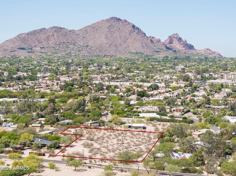 6228 Cattle Track Rd #1, Scottsdale, AZ 85250