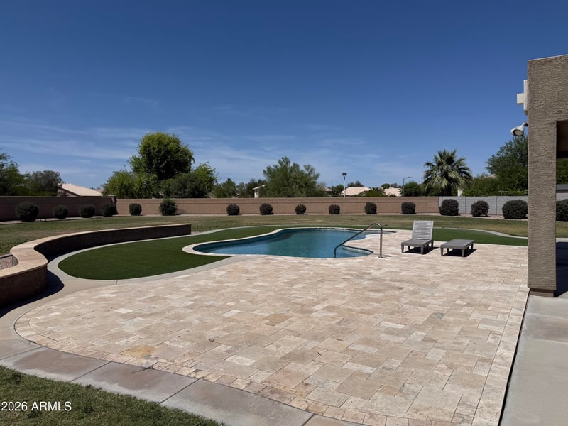 6228 N 77th Dr, Glendale, AZ 85303