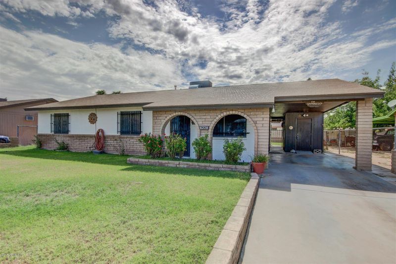 6228 S 43rd St, Phoenix, AZ 85042