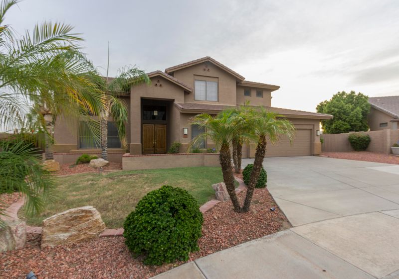 6229 W Mcrae Way, Glendale, AZ 85308