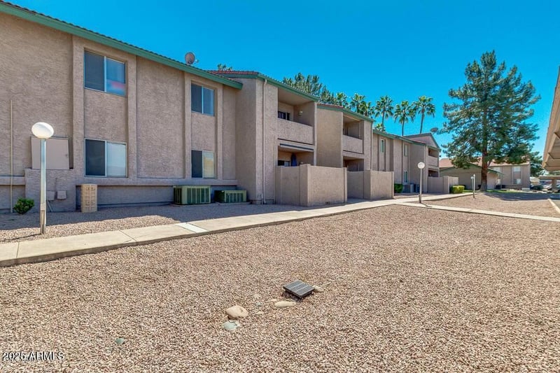 623 Guadalupe Rd #214, Mesa, AZ 85210