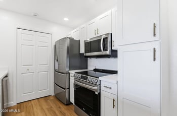 623 Guadalupe Rd #215, Mesa, AZ 85210