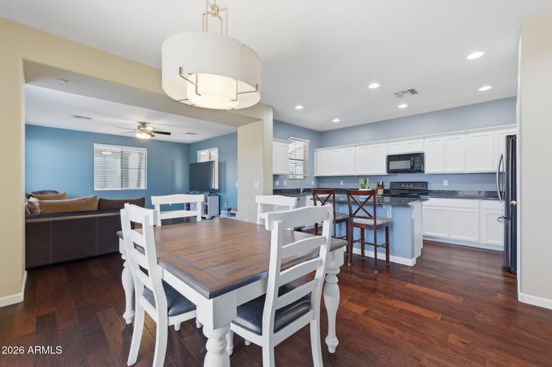 623 S Buena Vista Ave, Gilbert, AZ 85296