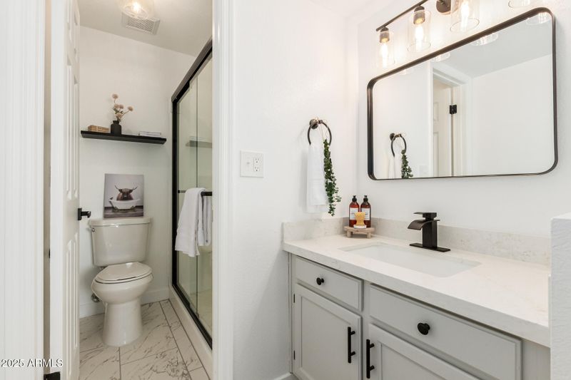 623 W Guadalupe Rd #228, Mesa, AZ 85210