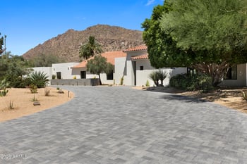6230 Alta Hacienda Dr, Scottsdale, AZ 85251