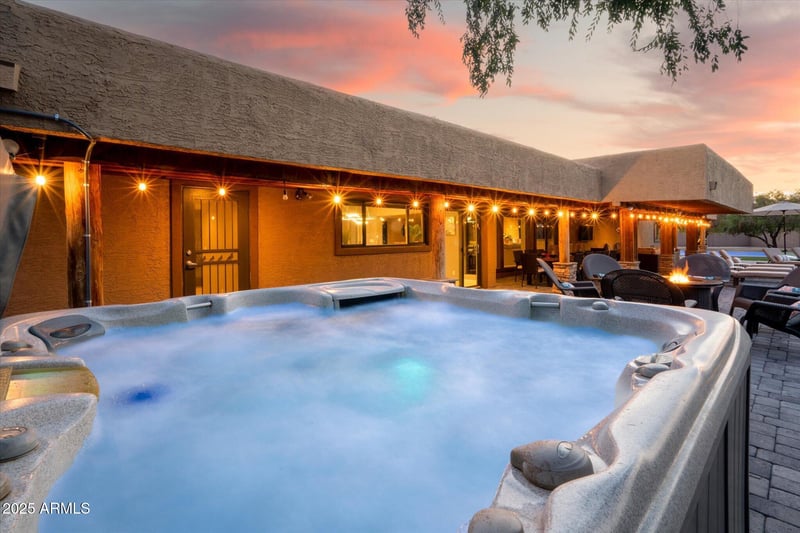 6230 Clinton St, Scottsdale, AZ 85254