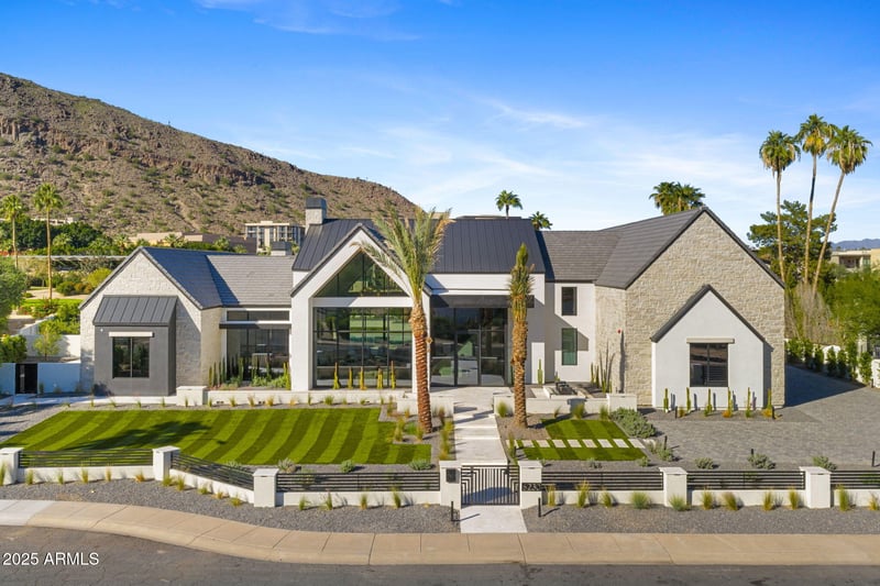 6230 Hillcrest Blvd, Scottsdale, AZ 85251