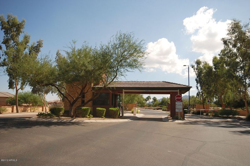 6230 S White Pl, Chandler, AZ 85249