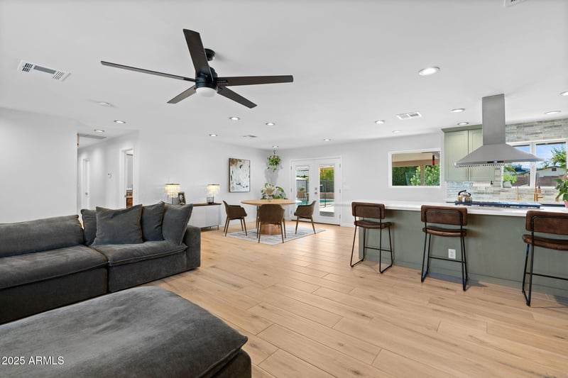 6231 Monterey Way, Scottsdale, AZ 85251