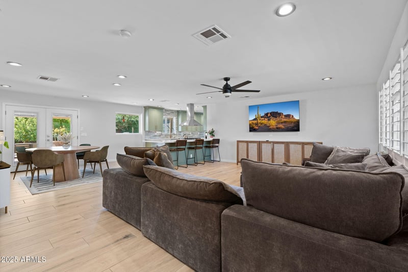 6231 Monterey Way, Scottsdale, AZ 85251