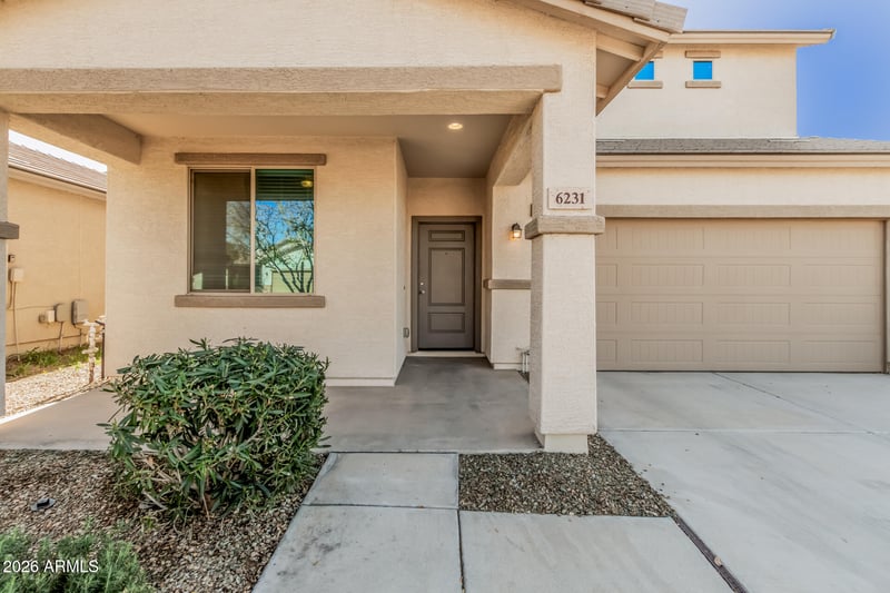 6231 W Laurie Ln, Glendale, AZ 85302