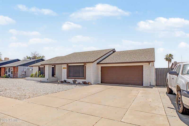 6231 W Riviera Dr, Glendale, AZ 85304