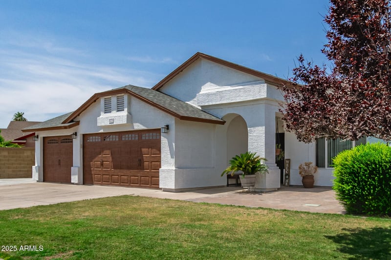 6232 88th Ave, Glendale, AZ 85305
