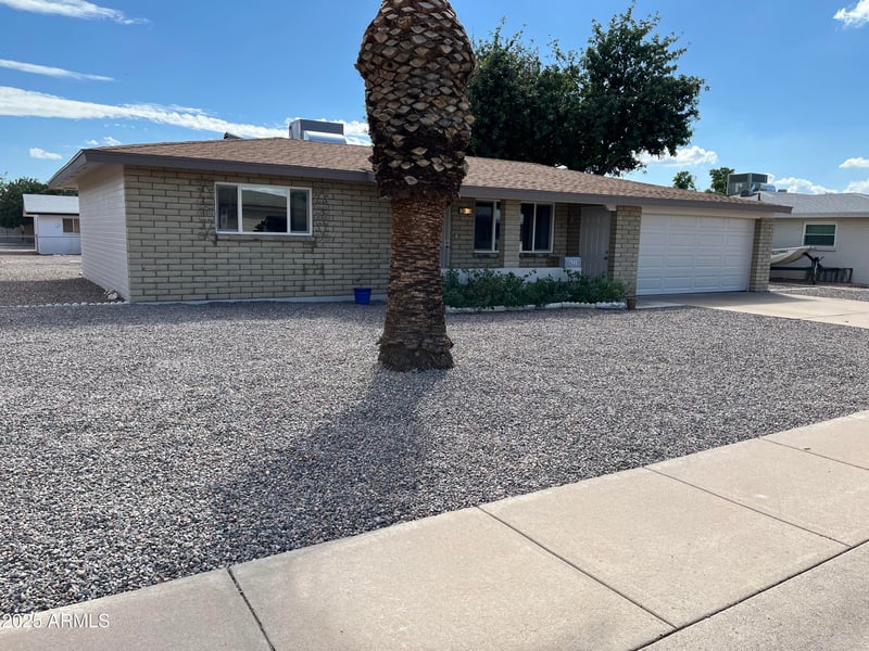 6233 Dodge St, Mesa, AZ 85205